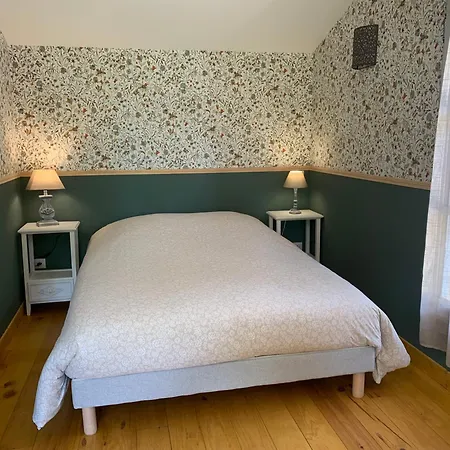 De Campagne - Vue Jardin- Piscine 아파트 Sajas